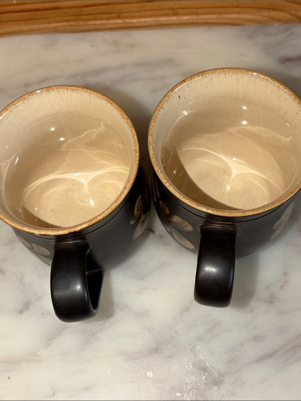 Denby Bakewell Black Ceramic Mug with Gold Floral Motif - Set of 2 - Picture 5 of 7
